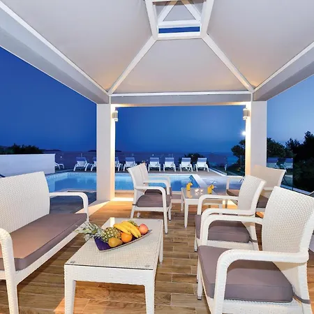 Awesome In Rogoznica With Sauna * Rogoznica (Sibenik-Knin)